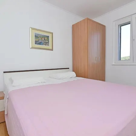 Holiday home Rural Zaja With Outdoor Pool, Near